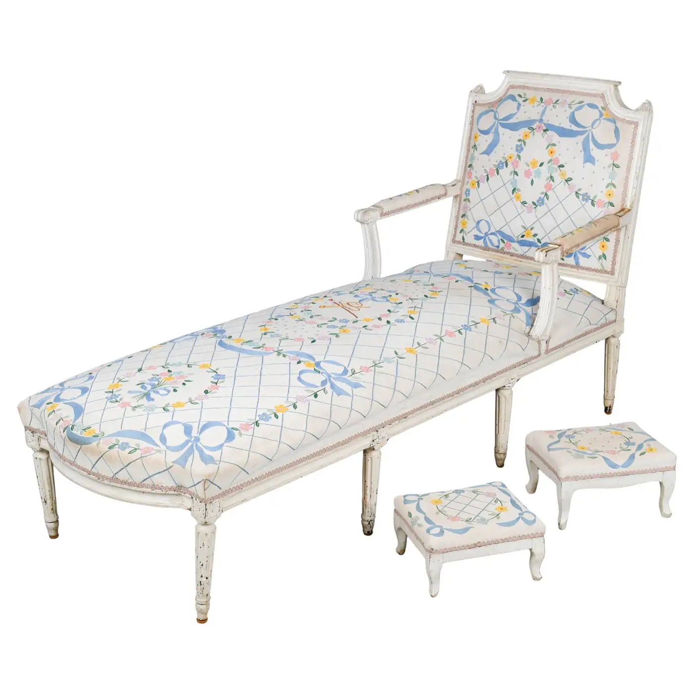 18th century Louis XVI Chaise Longue- Styylish