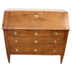 18th Century Chest of Drawers - Styylish