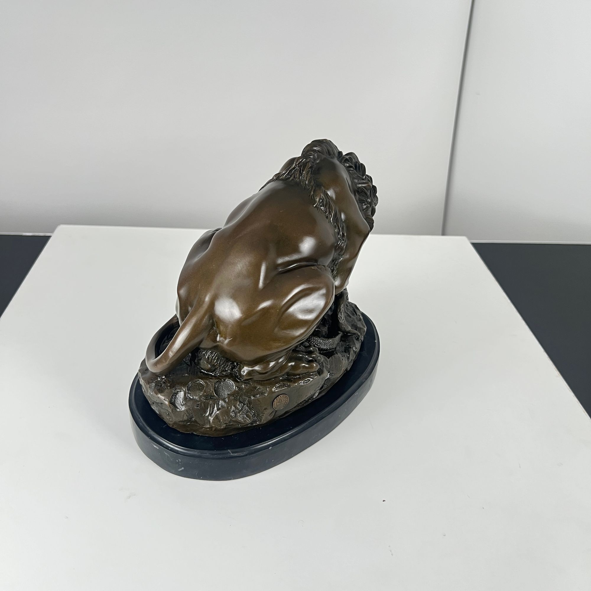 Bronze Figure: Lion Fighting a Snake, After A. Barye, France, 20th Century. - Image 11