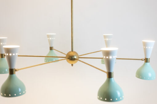 Mid-Century Italian Diabolo Chandelier in Brass and Green Lacquer - Image 4