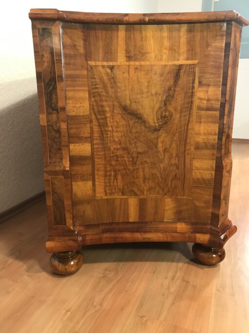 German Baroque chest of drawers with beautifully designed sides, view of the left side- Styylish