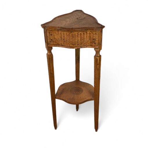 Small Louis XVI side table, France circa 1780, triangular shape with fluted legs- Styylish