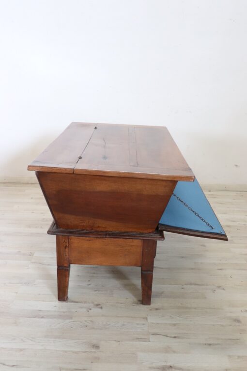 Italian Rustic Cupboard in Solid Walnut Wood, 19th century - Image 11