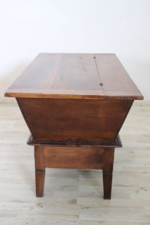 Italian Rustic Cupboard in Solid Walnut Wood, 19th century - Image 16