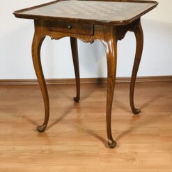 German Baroque chess table, circa 1750, original condition with patina- Styylish