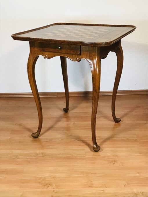 German Baroque chess table, circa 1750, original condition with patina- Styylish