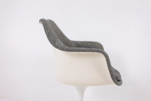 'Tulip' Armchair, Eero Saarinen for Knoll, 1960s1970s. - Image 5