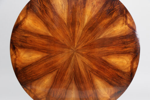 19th Century Fine Biedermeier Walnut Table. Vienna, c. 1825. - Image 8