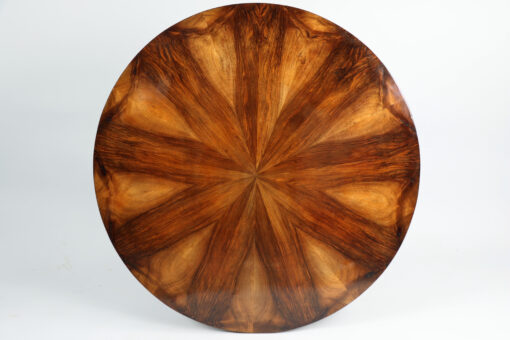19th Century Fine Biedermeier Walnut Table. Vienna, c. 1825. - Image 2