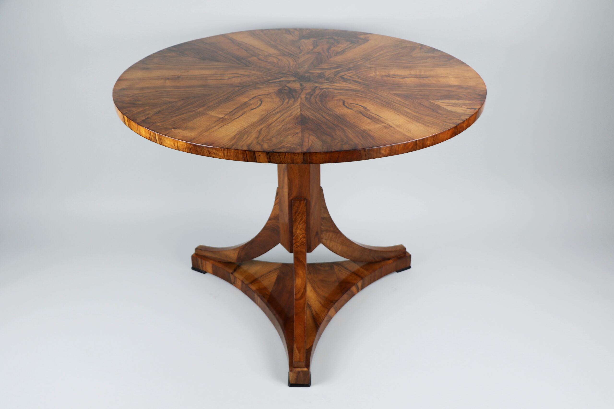 Viennese Biedermeier Walnut Table, Vienna circa 1825 - Image 9