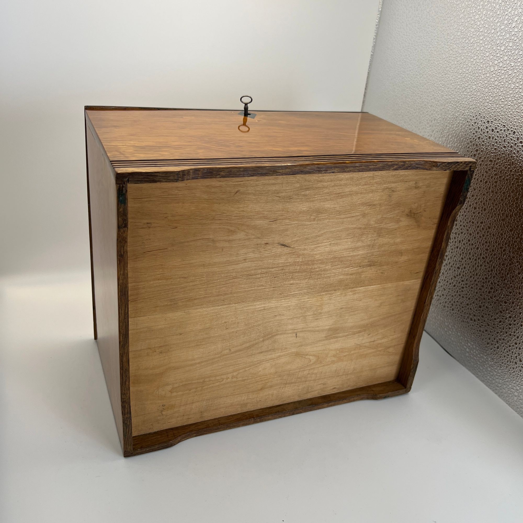 Art Nouveau Oak Box, Partly Ebonized, Austria, circa 1900 - Image 17