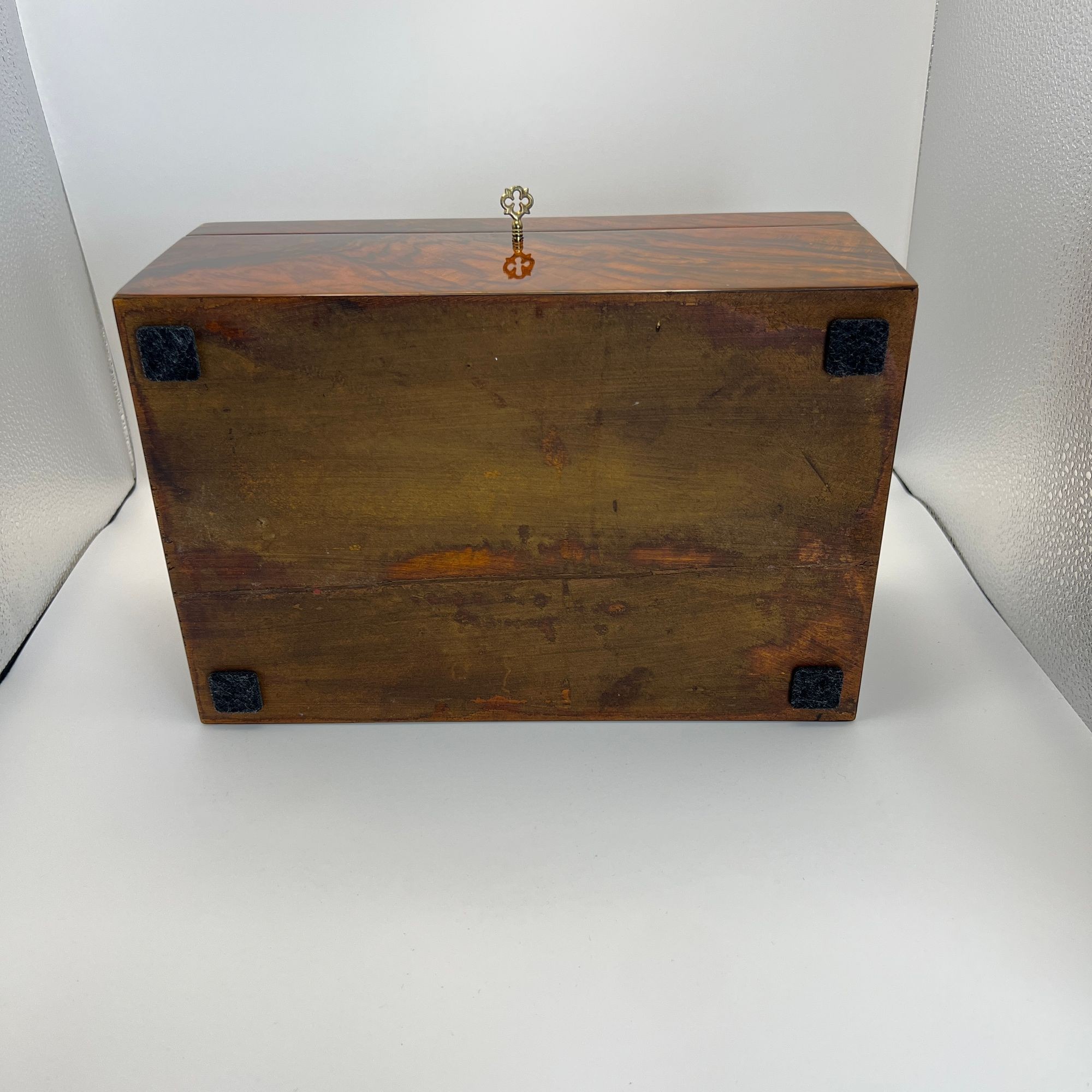 Biedermeier Walnut Box, Austria, circa 1840 - Image 19