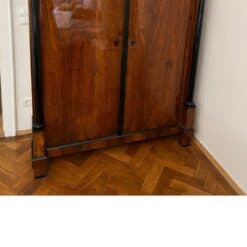 Neoclassical Early Biedermeier Armoire, Walnut Veneer and Full Columns, Austria, circa 1820 - Image 4
