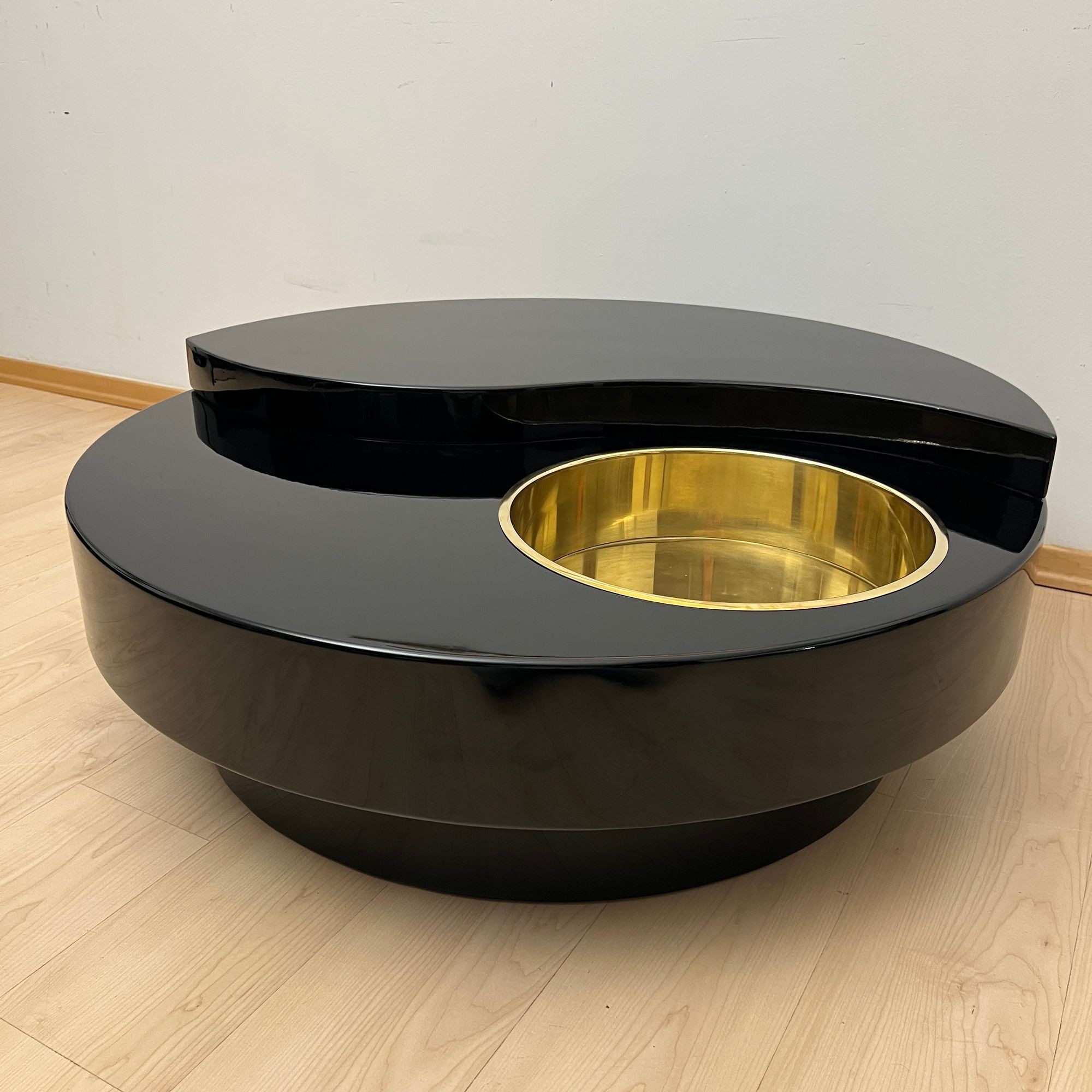 Willy Rizzo "Yin Yang" Coffee Table, Italy circa 1970 - Image 4