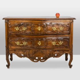 Curved Antique Chest of Drawers, known as a Nîmoise, 18th century.