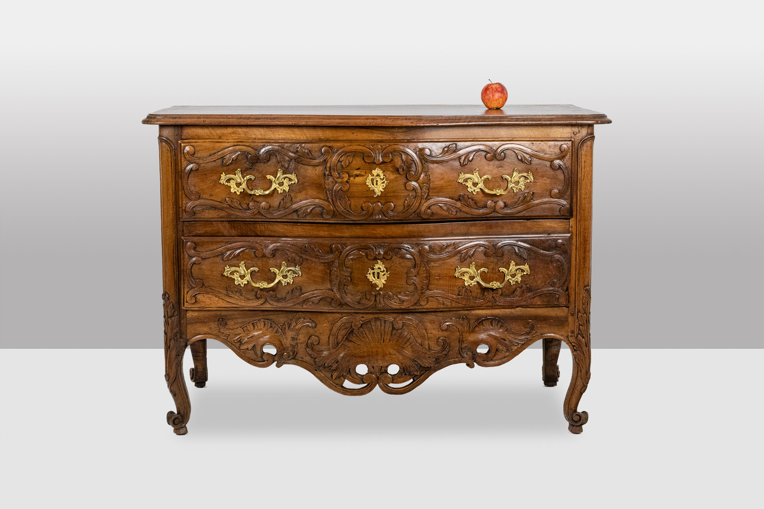 Curved Antique Chest of Drawers, known as a Nîmoise, 18th century. - Image 2