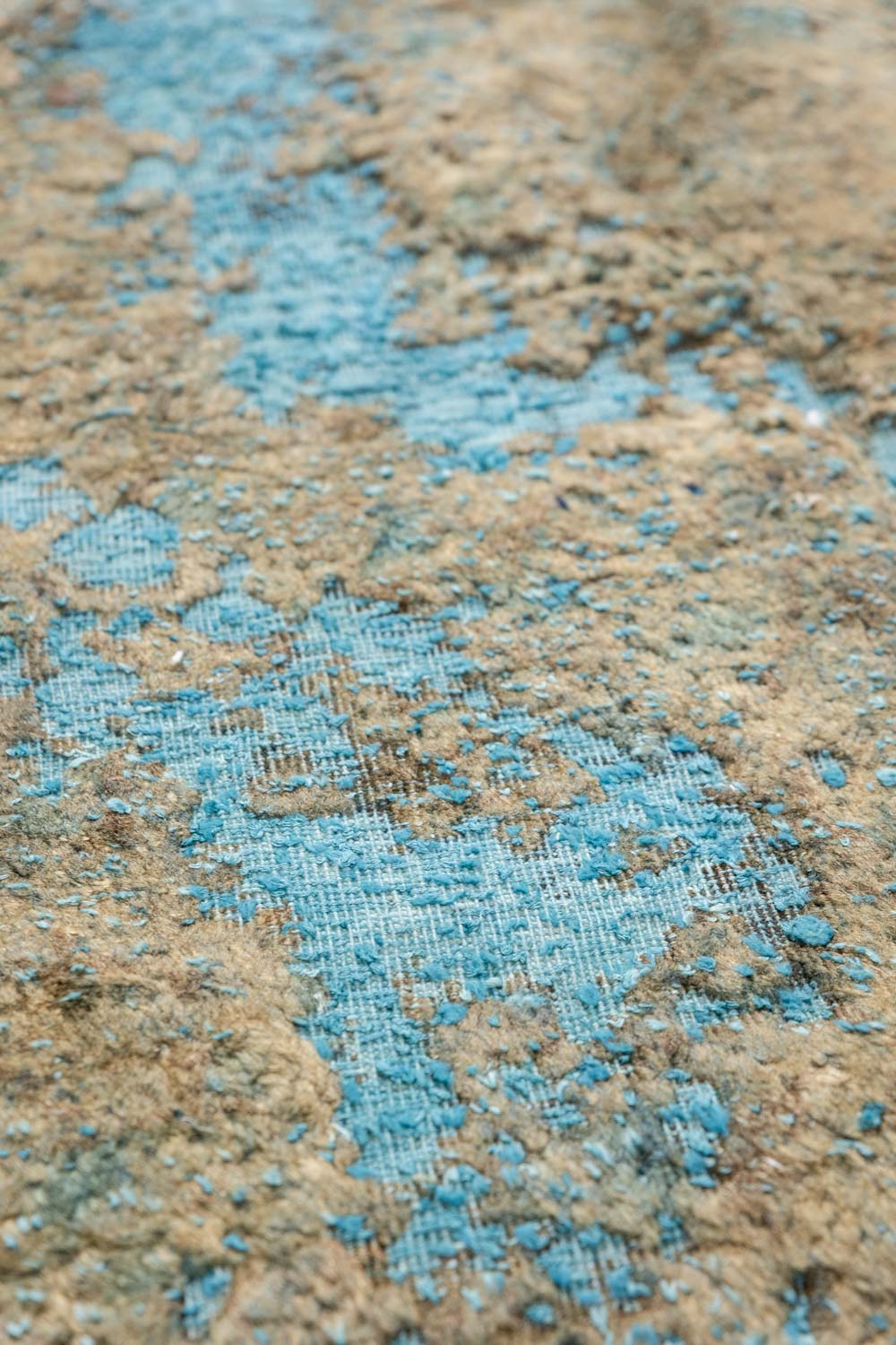 Rectangular Wool Rug, Light Blue Background, Contemporary. - Image 2