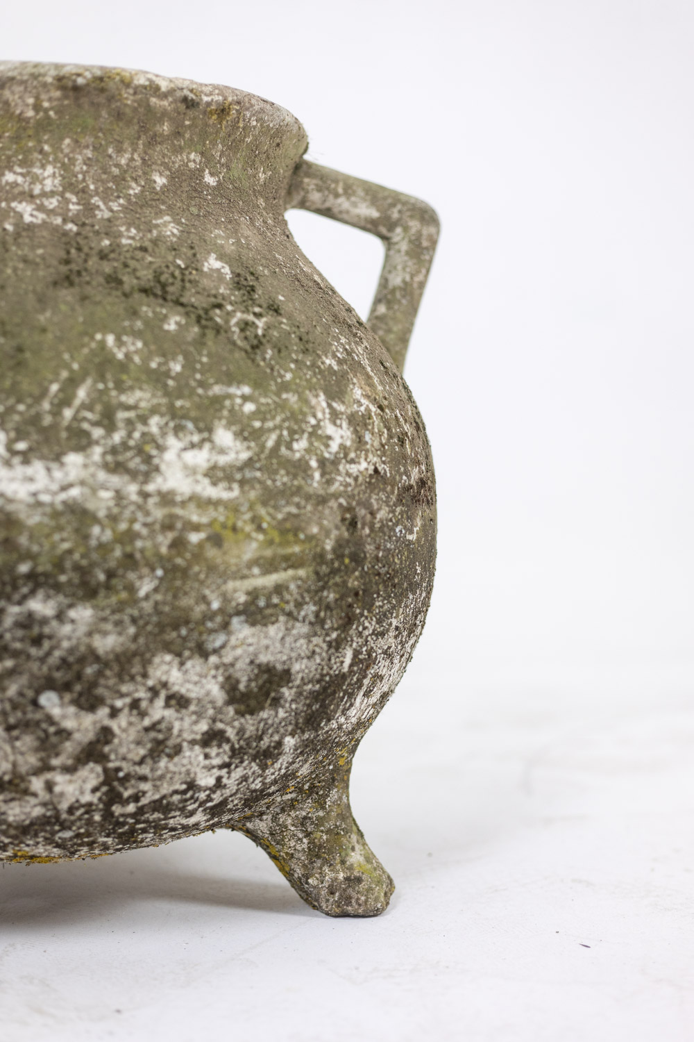 Willy Guhl Pair of “pot” planters in fiber cement. 1950s - Image 16