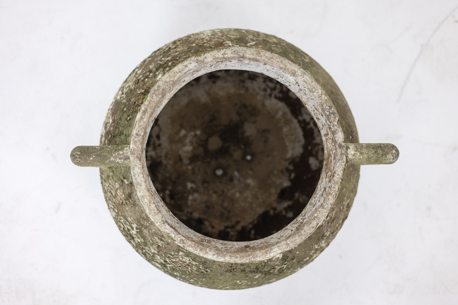 Willy Guhl Pair of “pot” planters in fiber cement. 1950s - Image 18