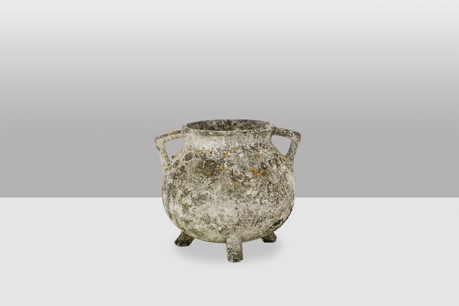 Willy Guhl Pair of “pot” planters in fiber cement. 1950s - Image 3