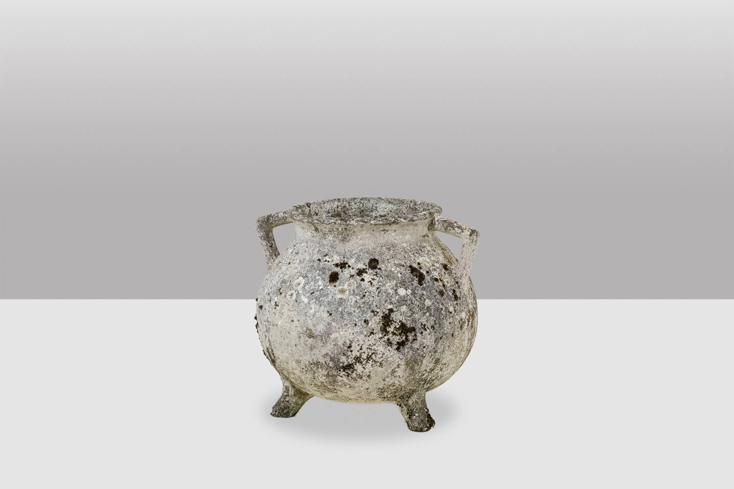 Willy Guhl Pair of “pot” planters in fiber cement. 1950s - Image 4