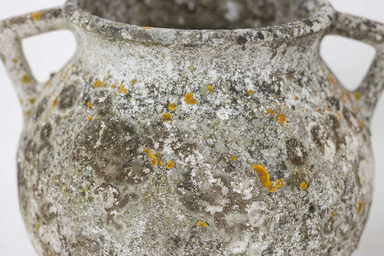 Willy Guhl Pair of “pot” planters in fiber cement. 1950s - Image 9