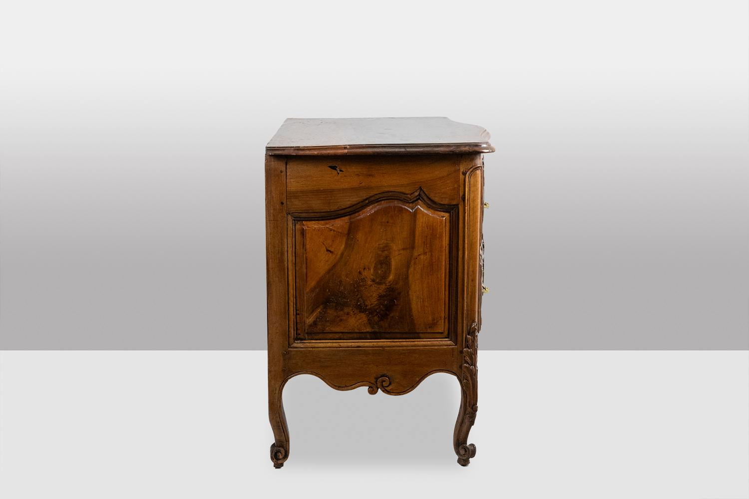 Curved Antique Chest of Drawers, known as a Nîmoise, 18th century. - Image 10