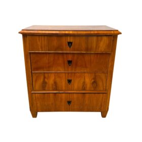 Biedermeier Cherry Wood Chest of Drawers, circa 1830
