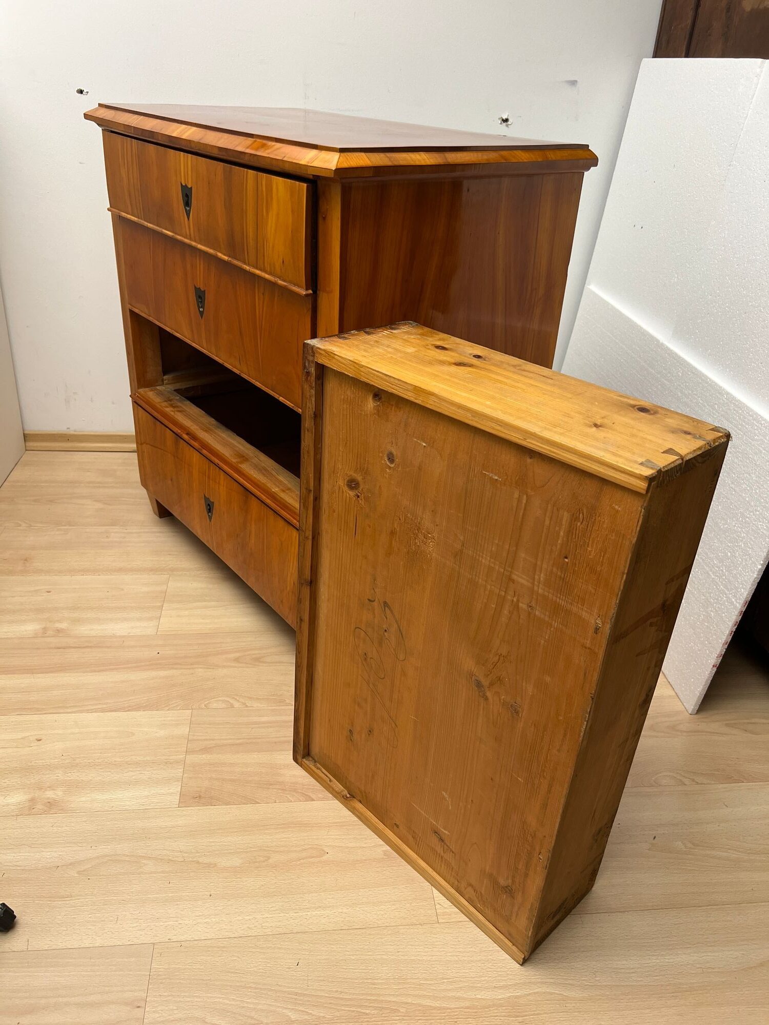 Biedermeier Cherry Wood Chest of Drawers, circa 1830 - Image 17