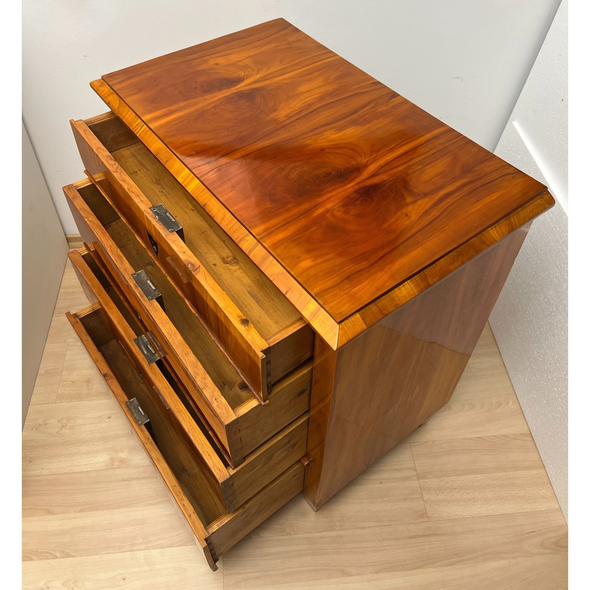 Biedermeier Cherry Wood Chest of Drawers, circa 1830 - Image 5