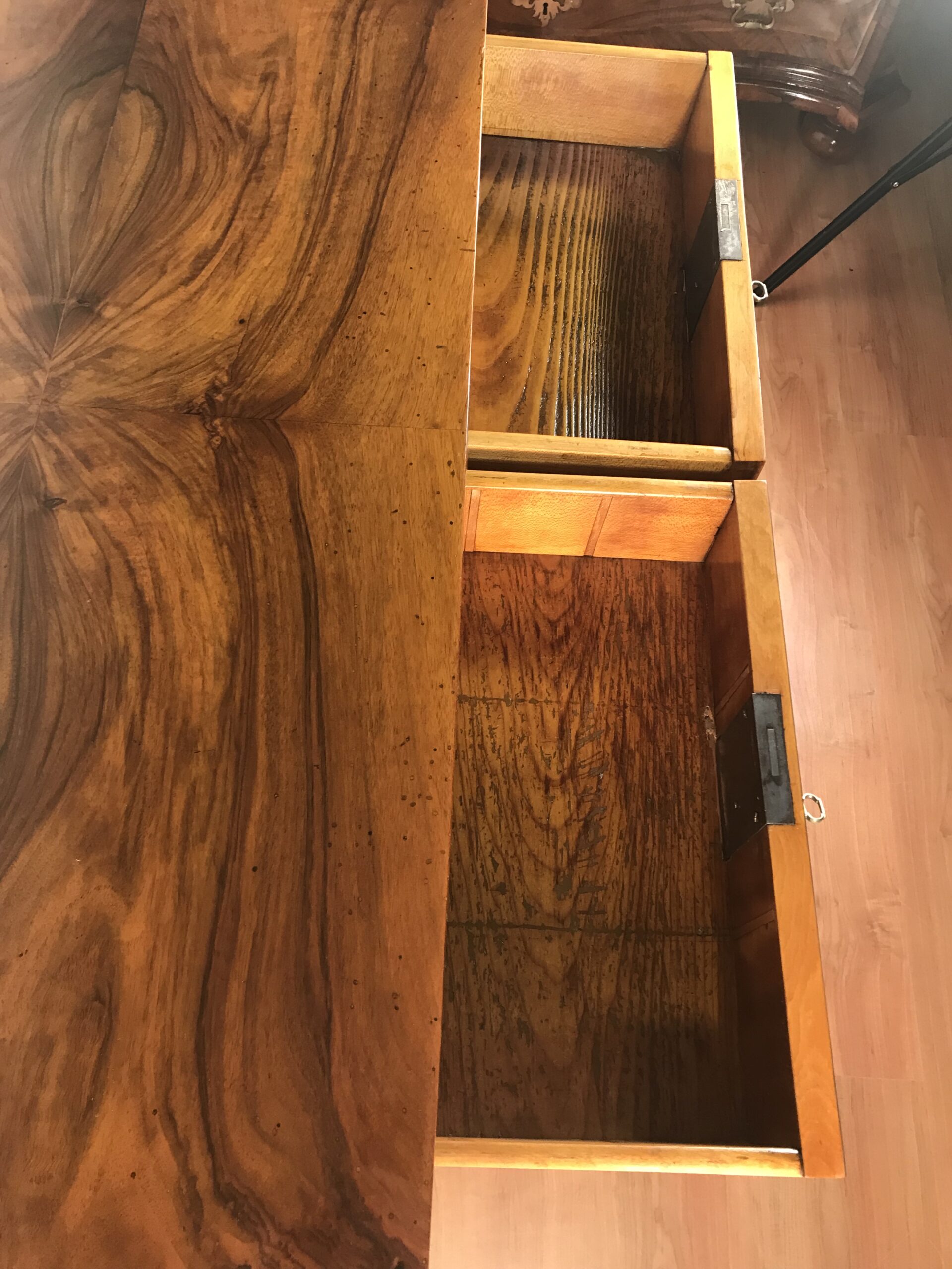 Biedermeier Walnut Desk, Germany 1820 - Image 5