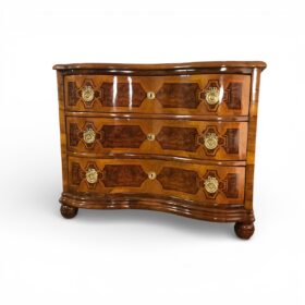German Baroque Walnut Chest of Drawers, Germany 1750