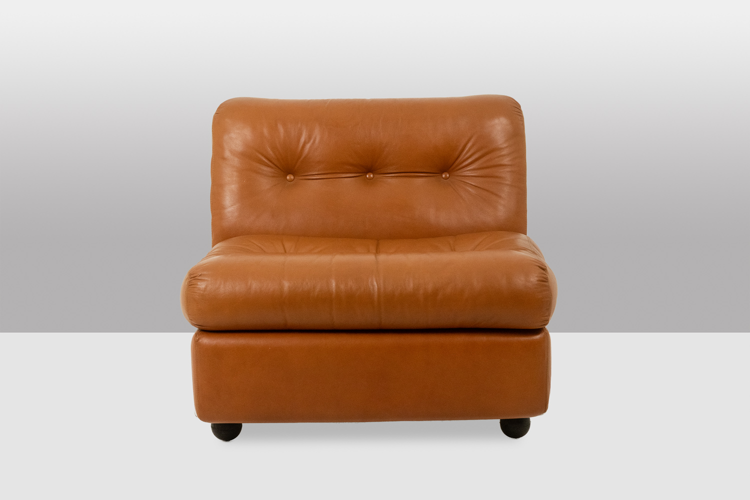 Mario Bellini Leather Armchair, for B&B Amanta, circa 1970 - Image 2