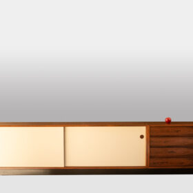 Wilhelm Renz Sideboard in rosewood and laminate. Circa 1960-70.