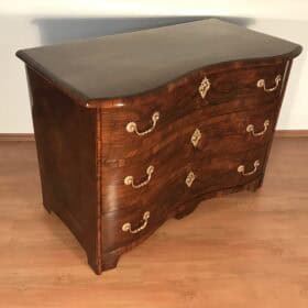 Baroque Walnut Chest of Drawers, Germany 1750