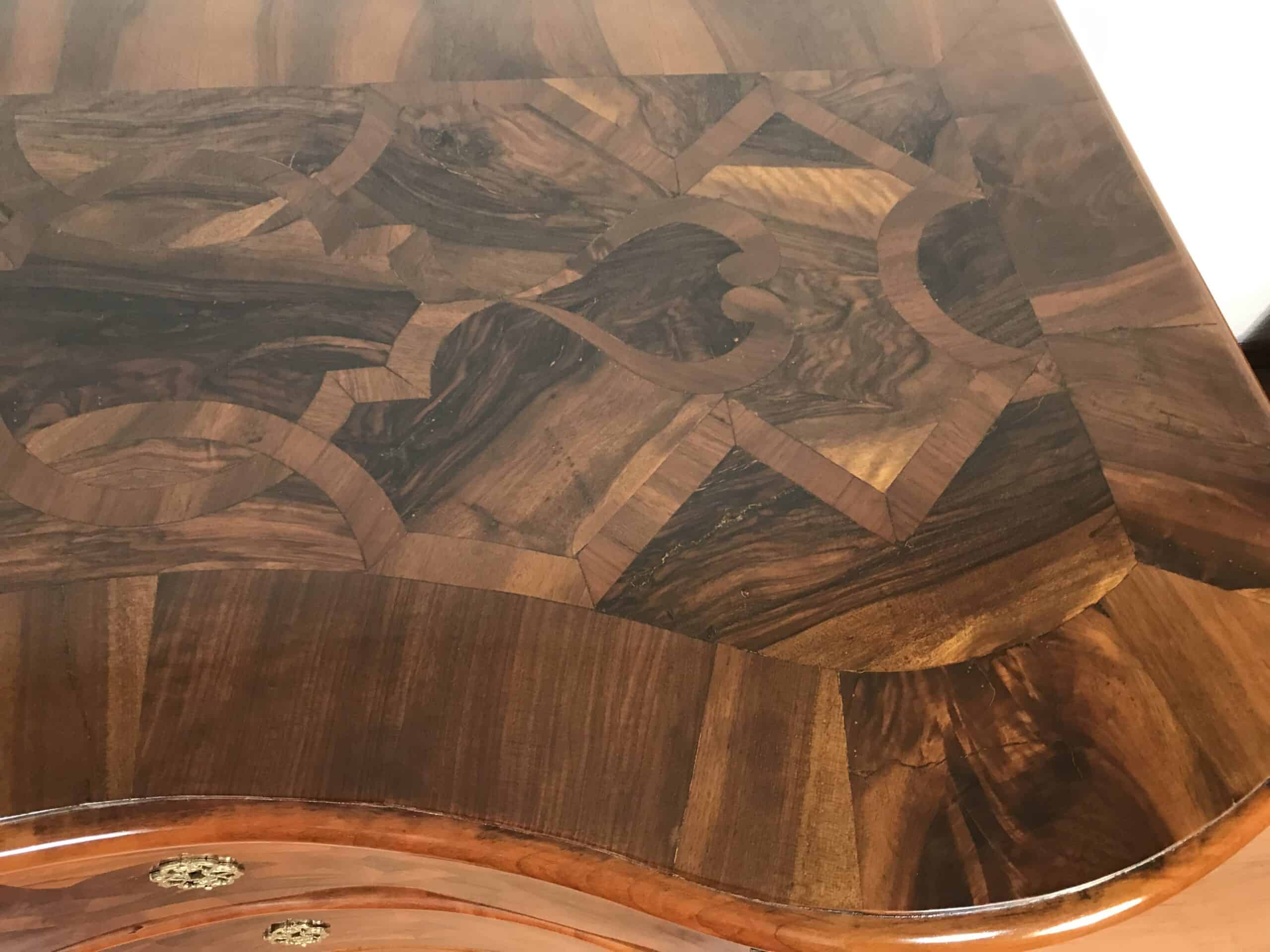 German Baroque Chest of Drawers, 1750 - Image 6