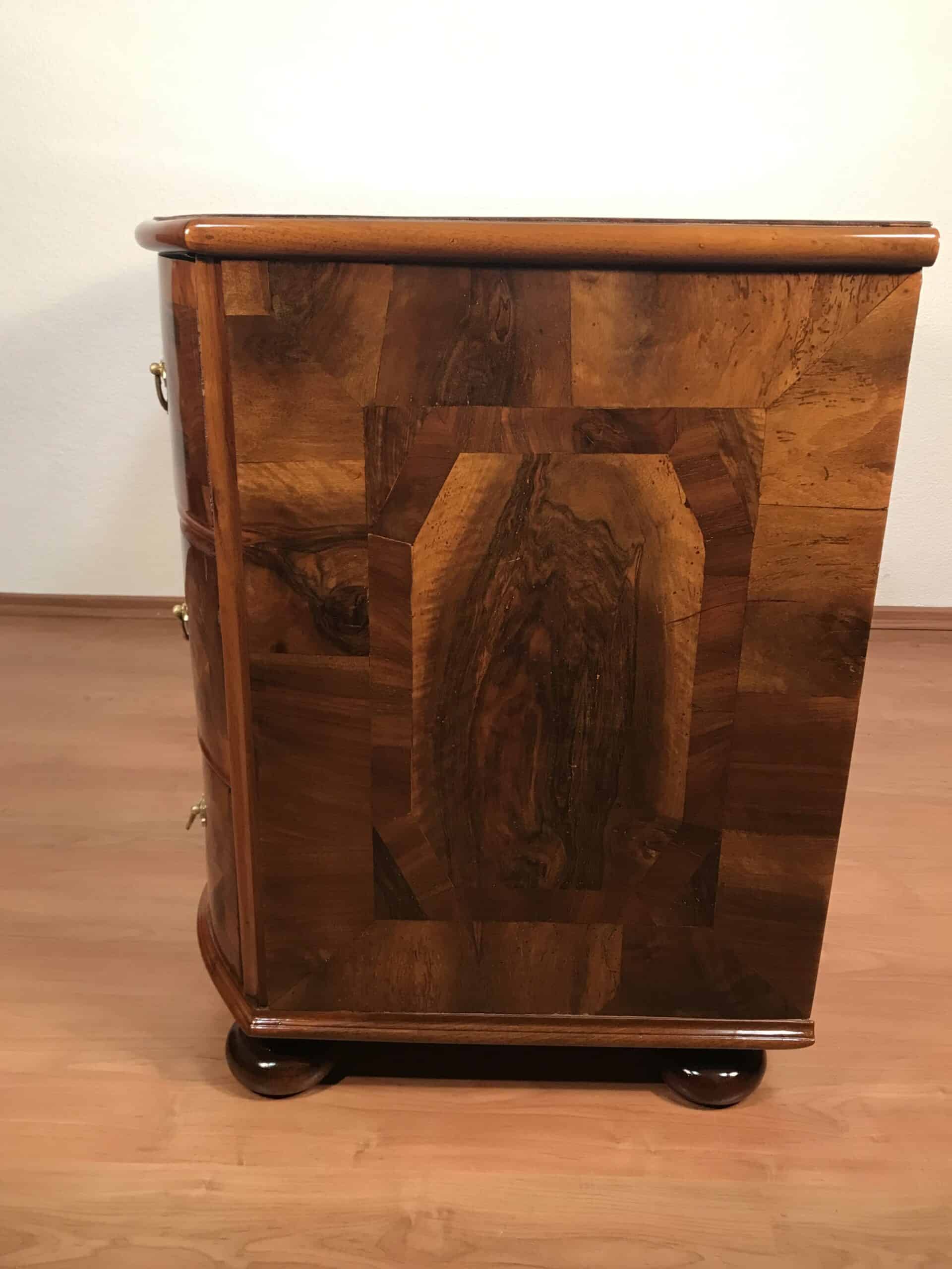 German Baroque Chest of Drawers, 1750 - Image 11