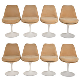 Set of Eight Eero Saarinen Tulip Chairs, for Knoll 1970s