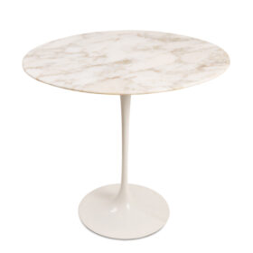 Eero Saarinen Oval Tulip Side Table for Knoll,  Circa 1950