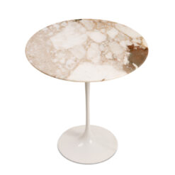 Alternative view of Eero Saarinen Tulip Side Table for Knoll, circa 1950