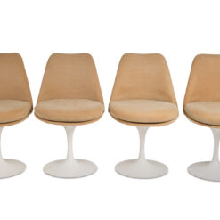 Alternative view of Set of Eight Eero Saarinen Tulip Chairs, for Knoll 1970s