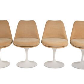 Set of Eight Eero Saarinen Tulip Chairs, for Knoll 1970s