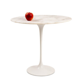 Eero Saarinen Oval Tulip Side Table for Knoll,  Circa 1950