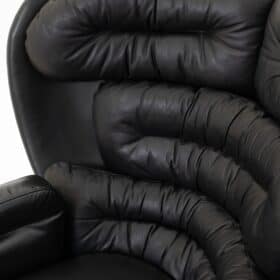 Elda Chair, Joe Colombo, Comfort, Black and Creme, Italy, circa 1970