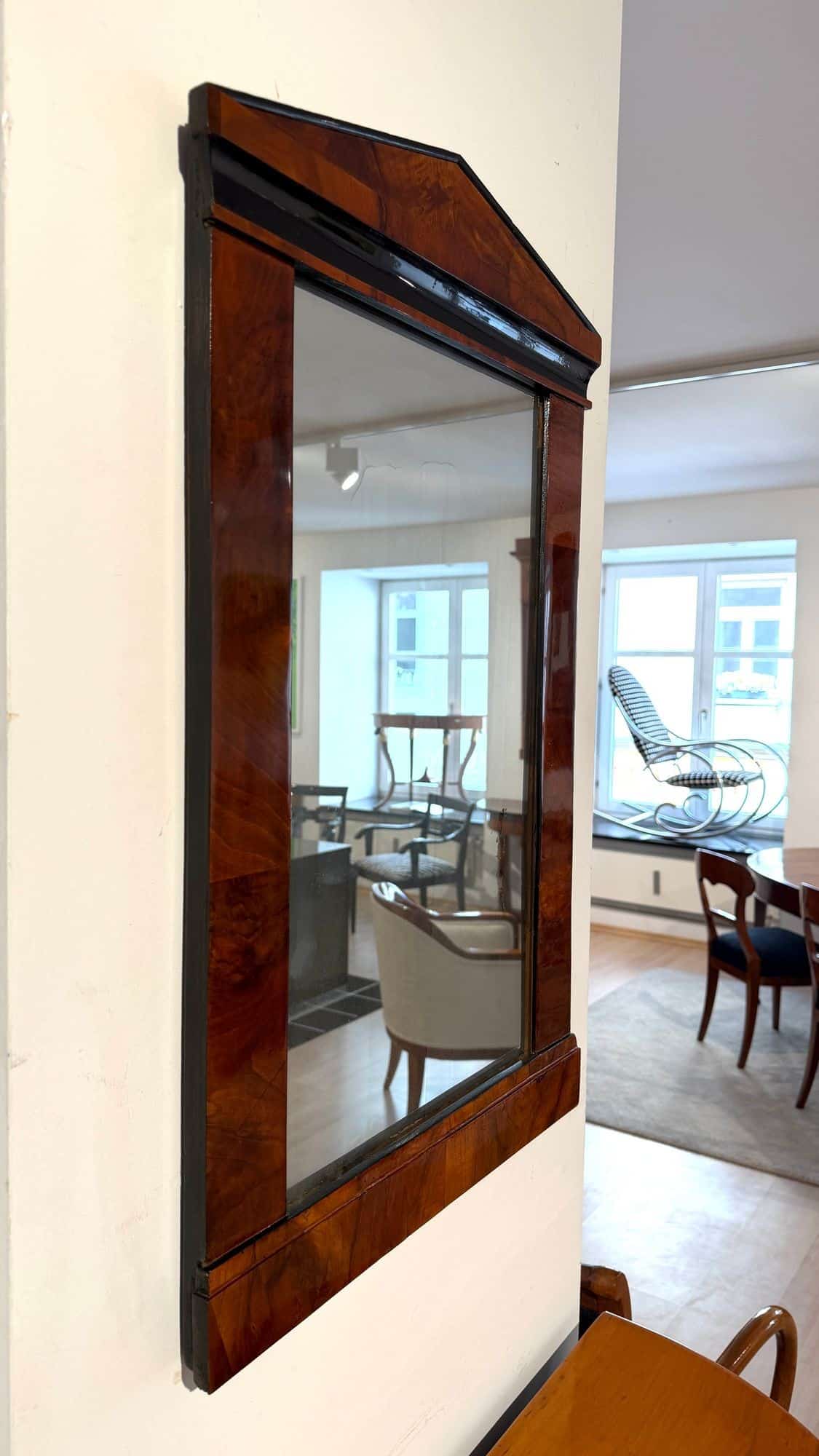Small Austrian Biedermeier Walnut Wall Mirror, Circa 1820 - Image 5