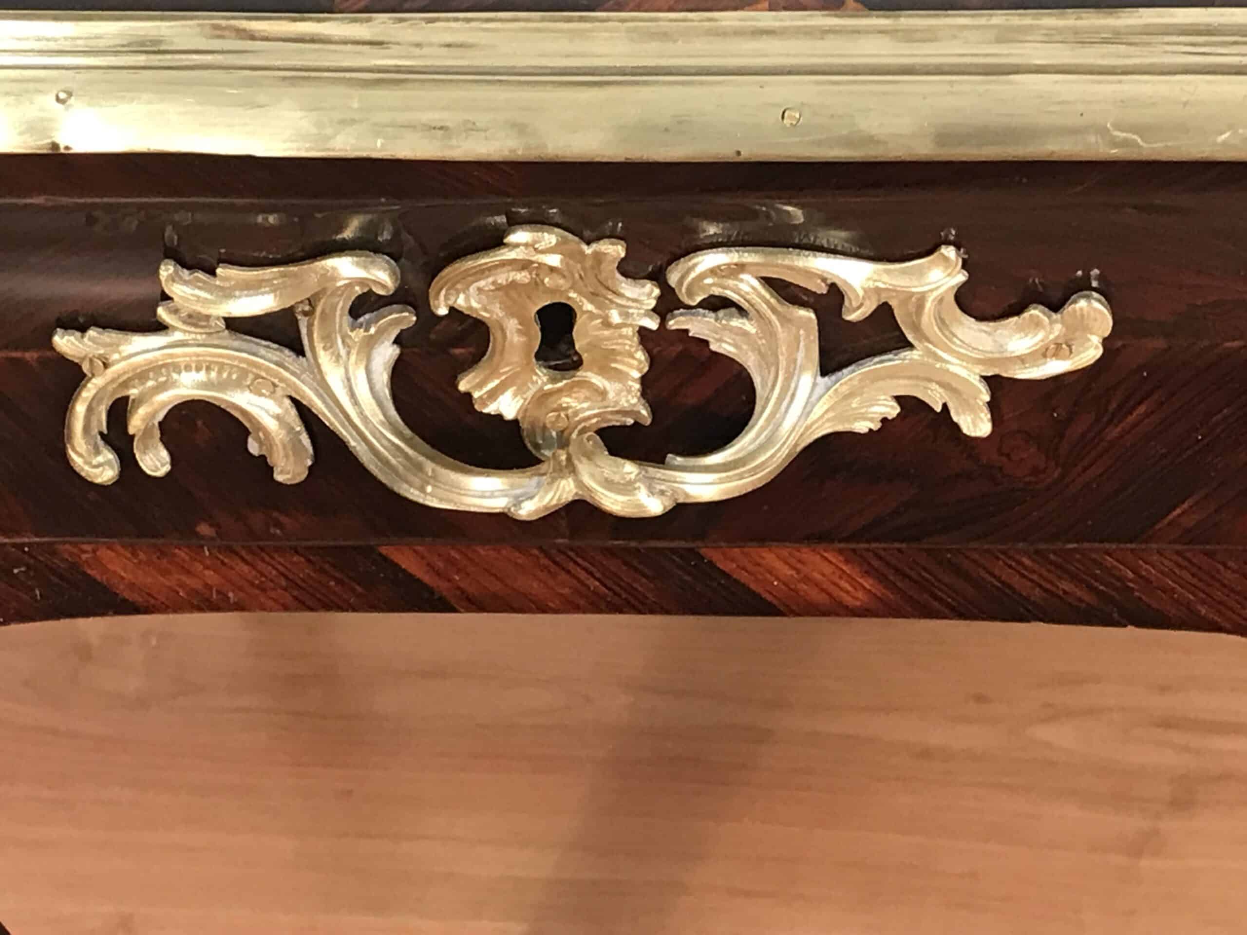18th Century French Bureau Plat Desk in Kingwood, 1750 - Image 8