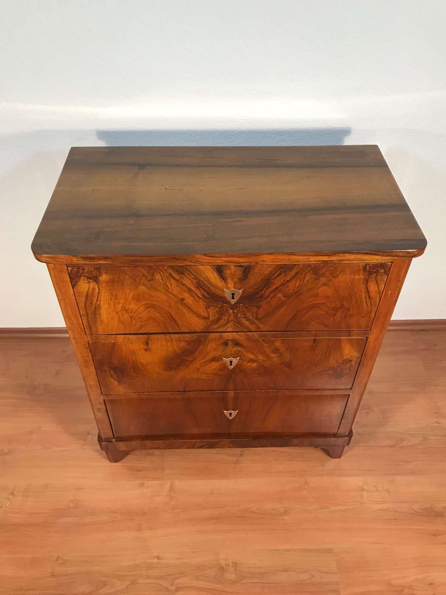 Small Biedermeier Dresser, 1820, Walnut - Image 3
