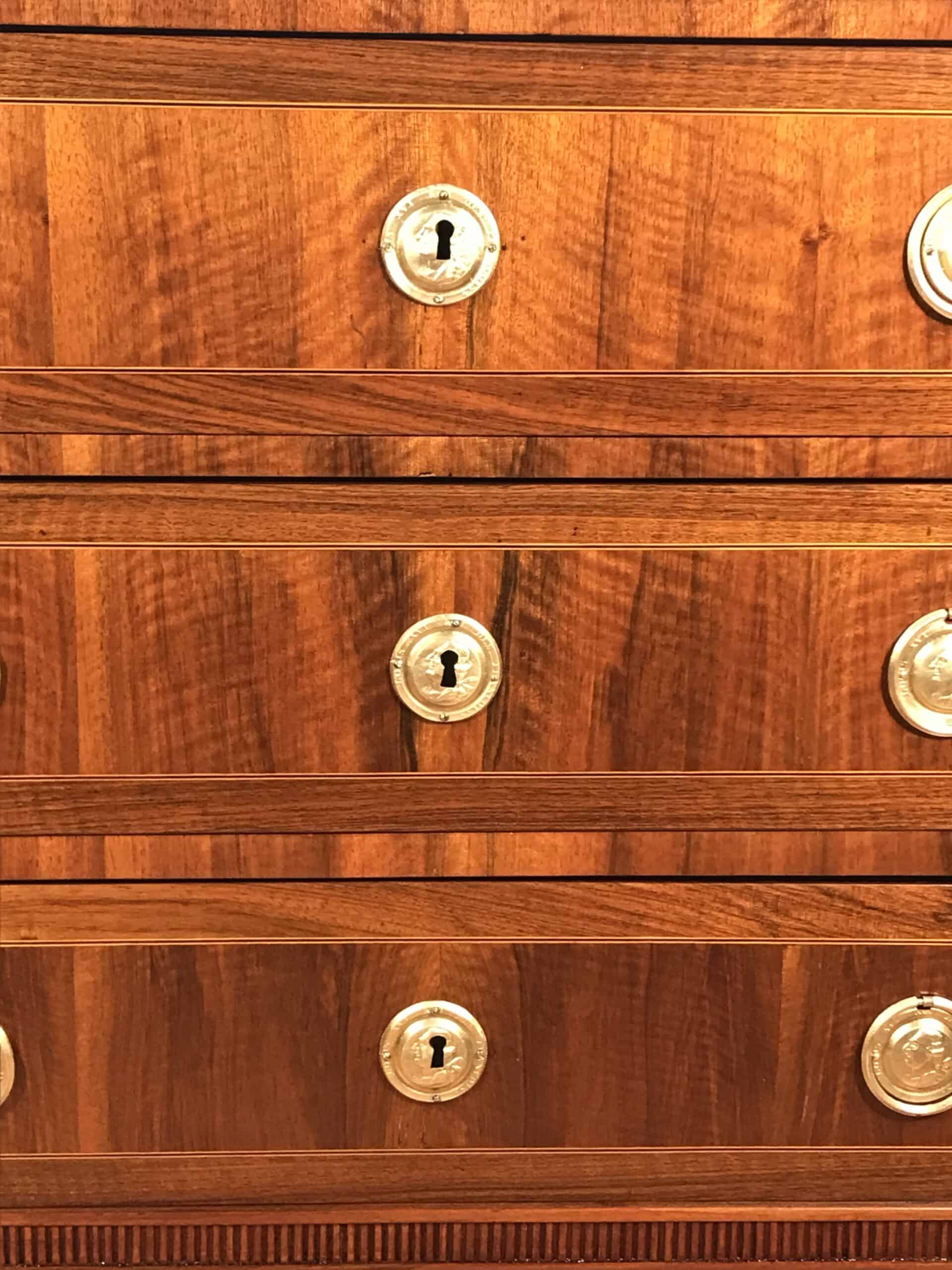 Small Louis XVI Chest of Drawers, Cube Marquetry, Germany 1780 - Image 8