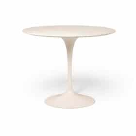 Eero Saarinen, for Knoll International. Tulip side table. Circa 1970