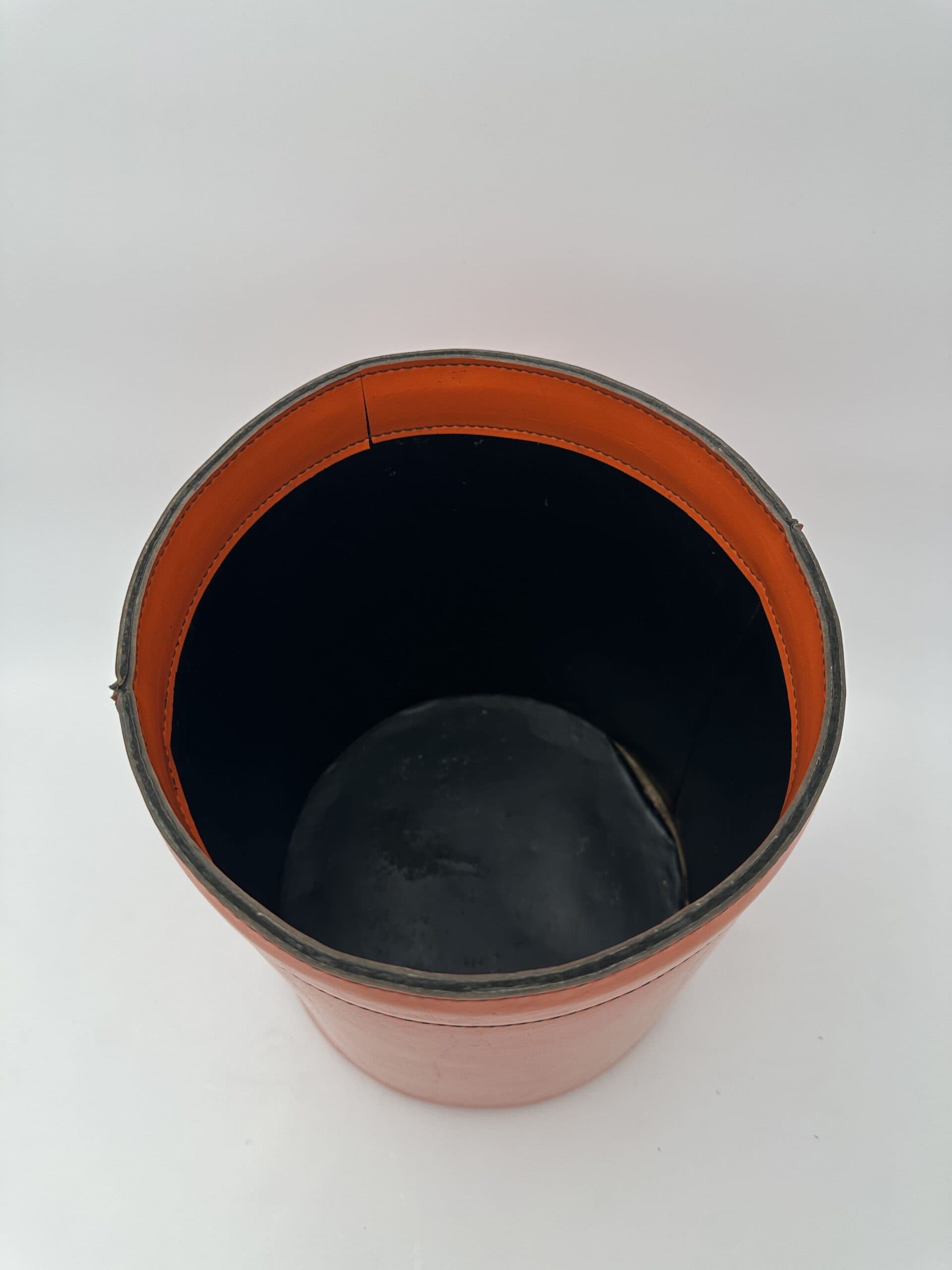 Luxury Leather Wastebasket with Saddle Stitching, in the Style of Hermès, 1970s - Image 13